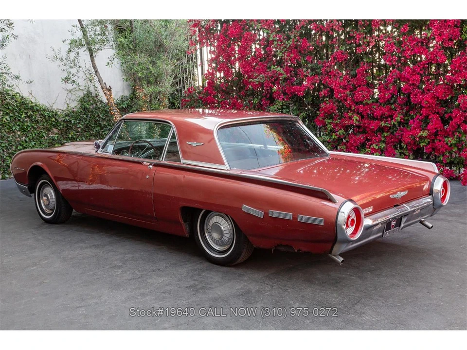1962 Ford Thunderbird 3rd Gen - Image 6 of 31