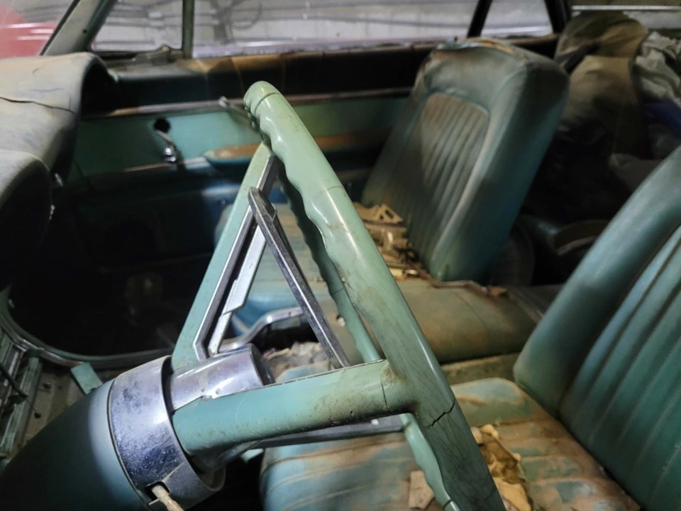 1962 Ford Thunderbird 3rd Gen - Image 5 of 10