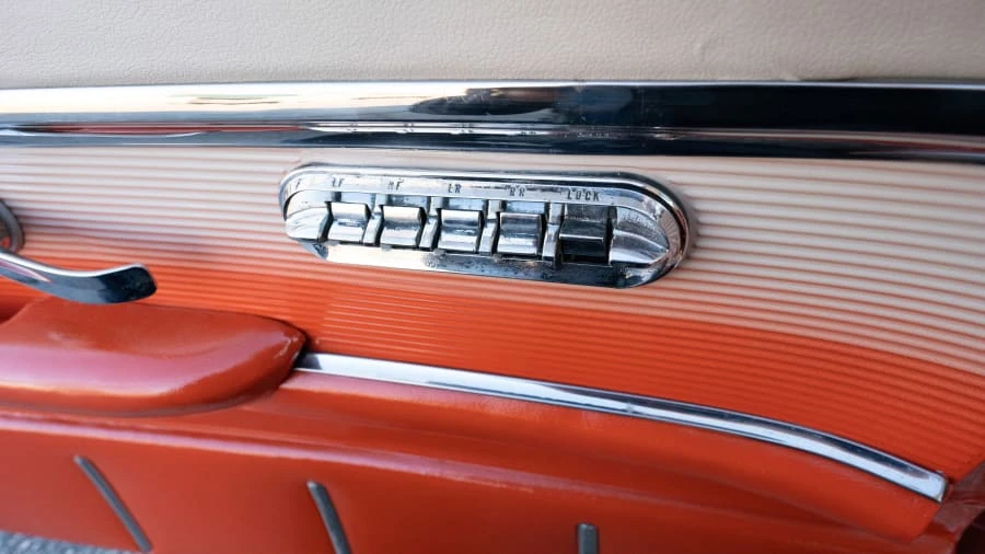 1962 Ford Thunderbird 3rd Gen - Image 15 of 24