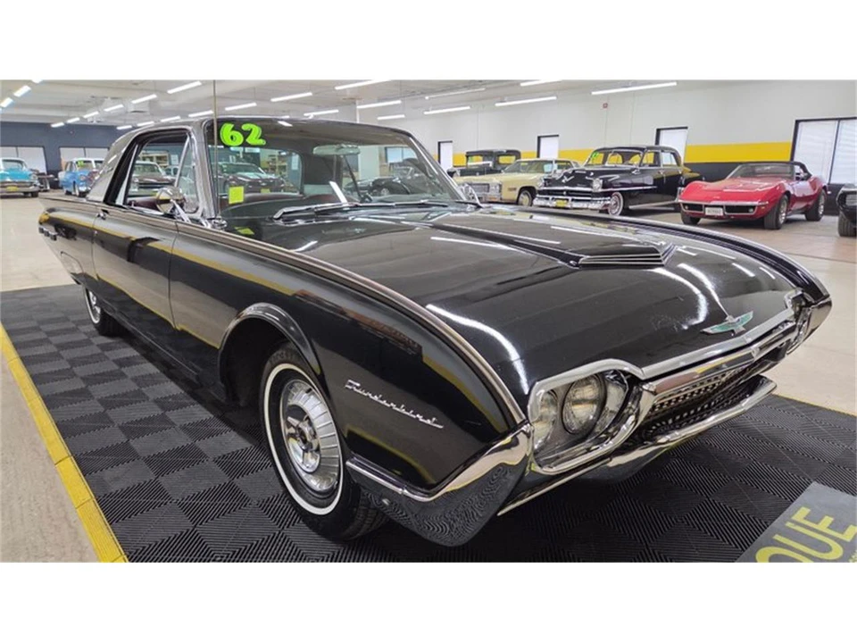 1962 Ford Thunderbird 3rd Gen - Image 3 of 31