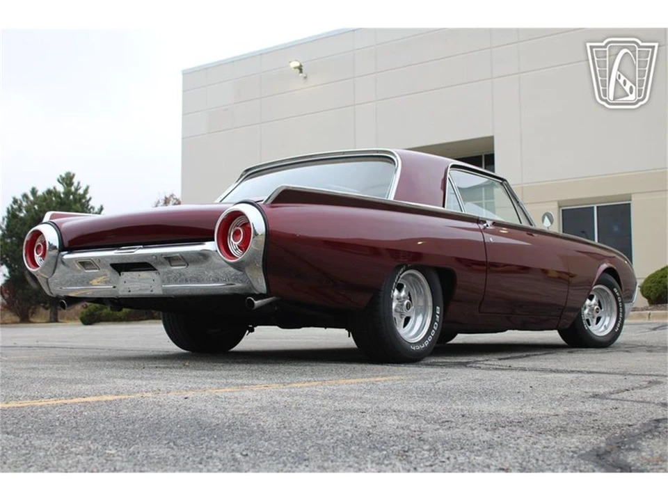 1962 Ford Thunderbird 3rd Gen - Image 16 of 31