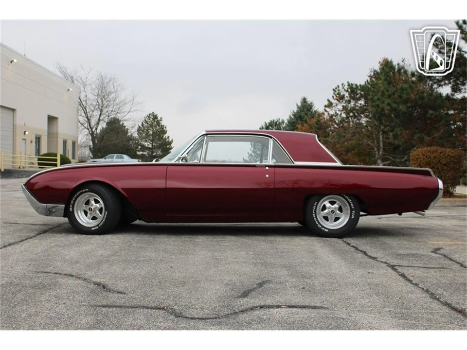 1962 Ford Thunderbird 3rd Gen - Image 6 of 31