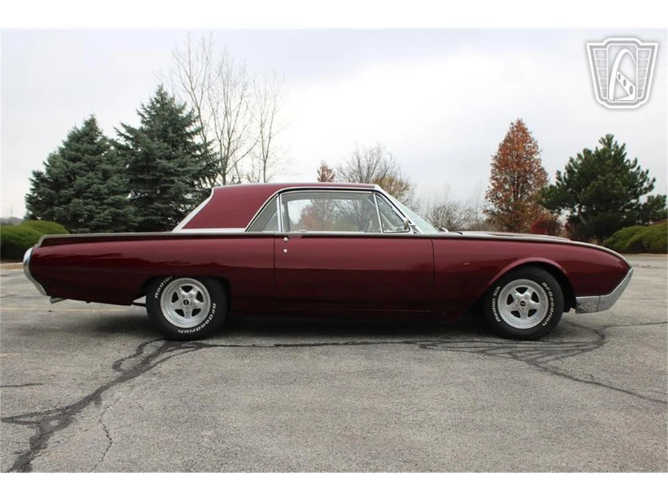 1962 Ford Thunderbird 3rd Gen - Image 18 of 31