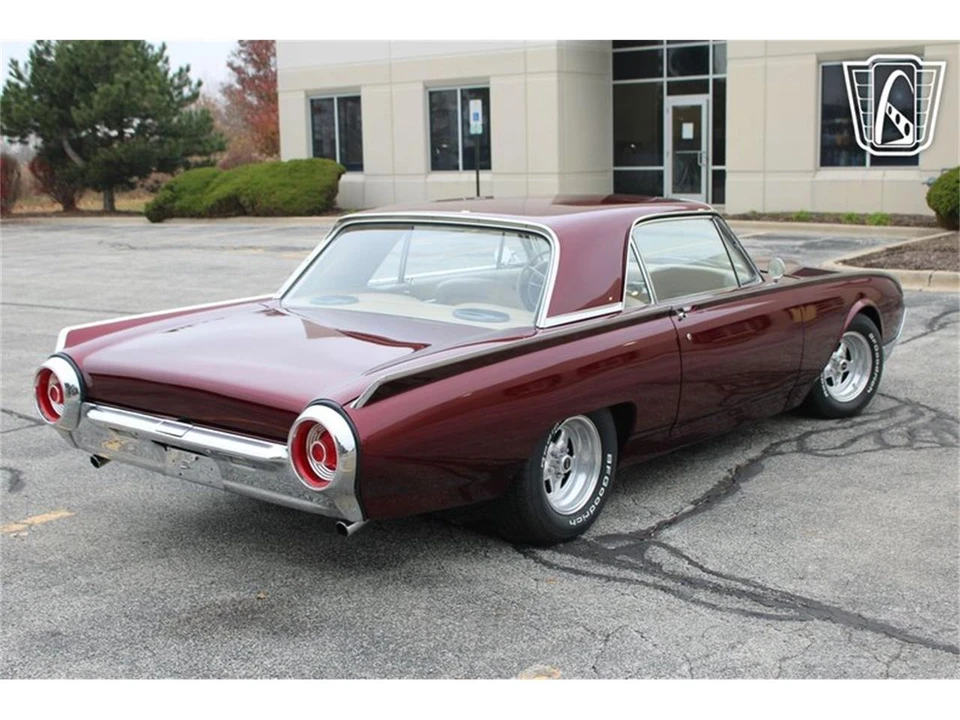 1962 Ford Thunderbird 3rd Gen - Image 14 of 31