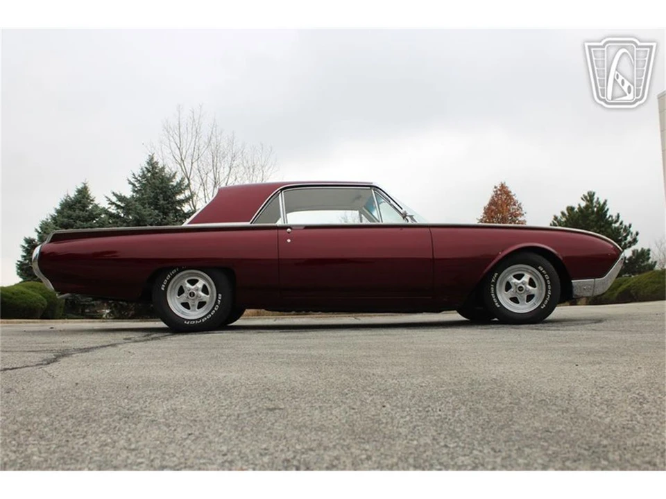 1962 Ford Thunderbird 3rd Gen - Image 19 of 31
