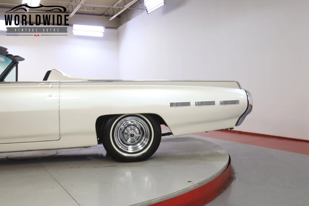 1962 Ford Thunderbird 3rd Gen - Image 12 of 12