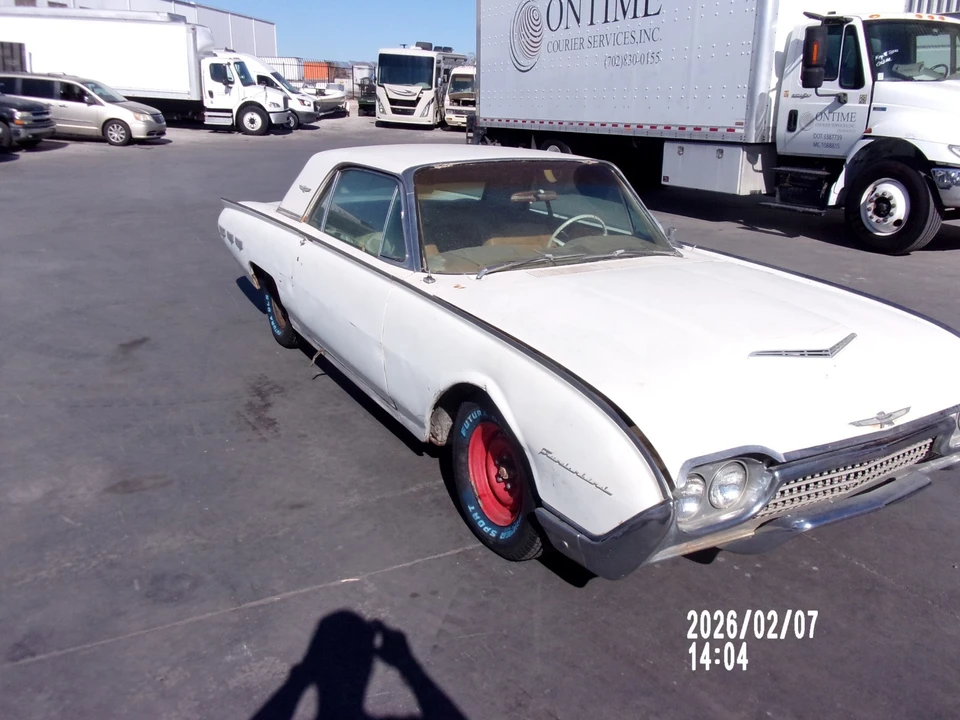 1962 Ford Thunderbird 3rd Gen - Image 2 of 21