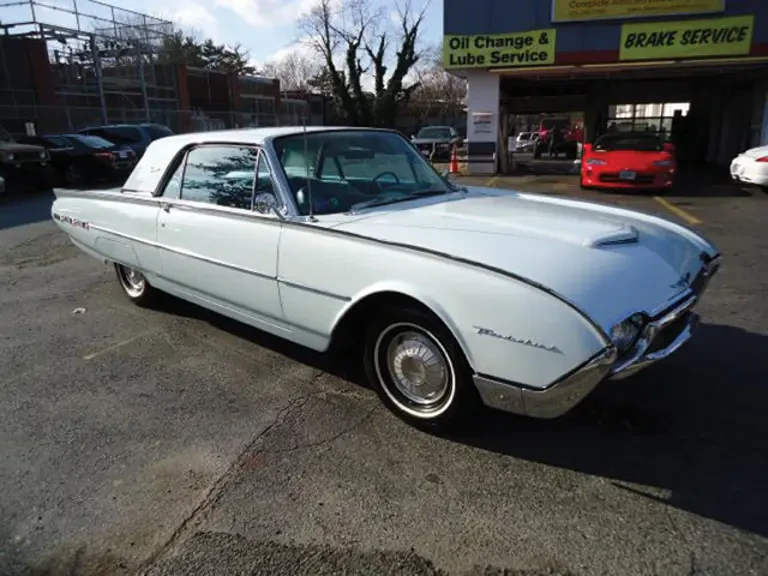 1962 Ford Thunderbird 3rd Gen - Image 2 of 2