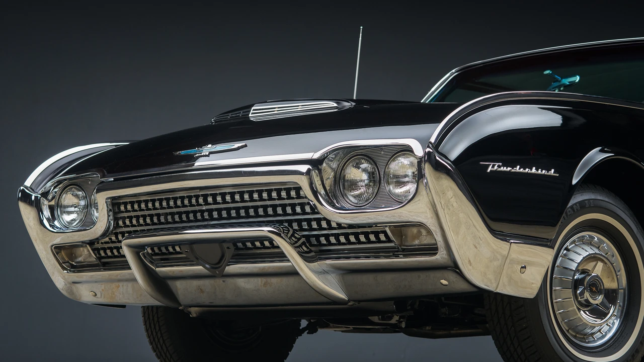 1962 Ford Thunderbird 3rd Gen - Image 15 of 31