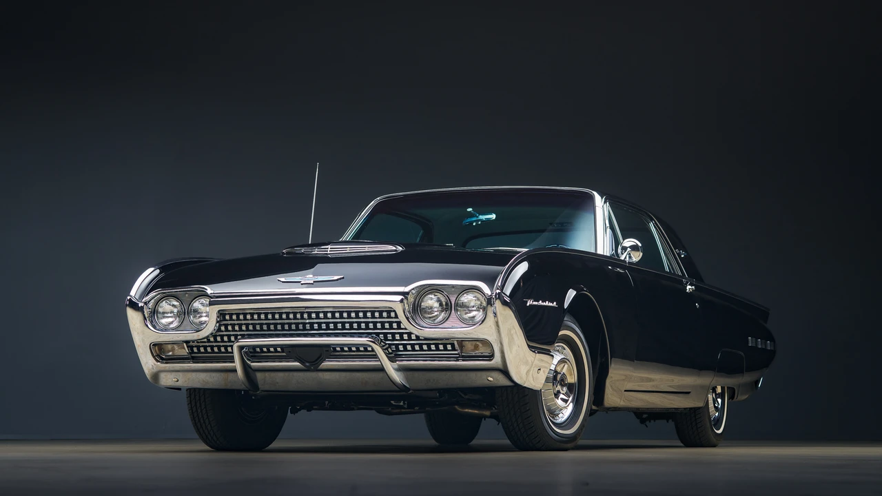 1962 Ford Thunderbird 3rd Gen - Image 5 of 31