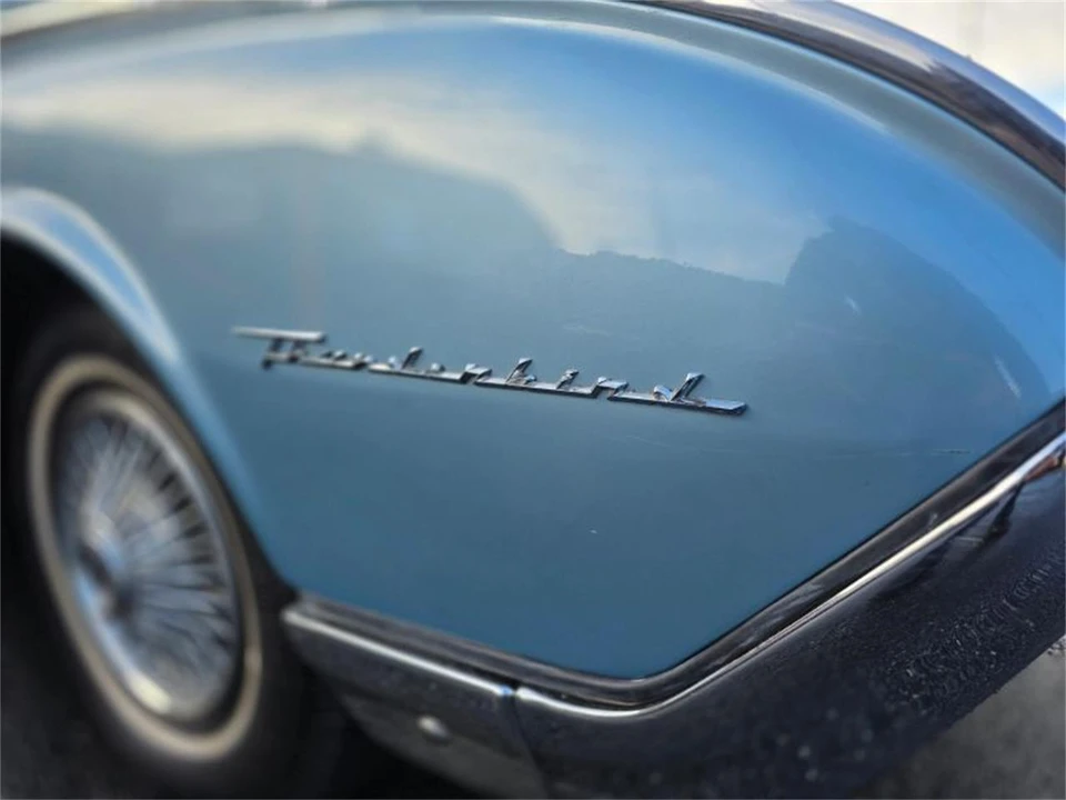 1962 Ford Thunderbird 3rd Gen - Image 11 of 26