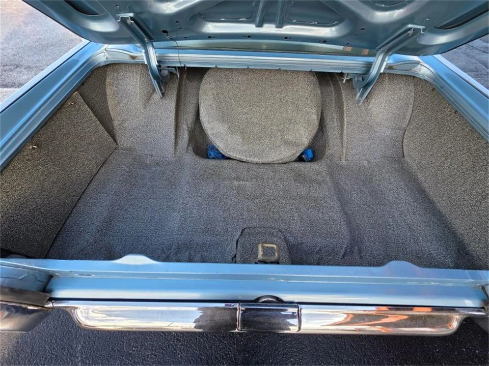 1962 Ford Thunderbird 3rd Gen - Image 26 of 26