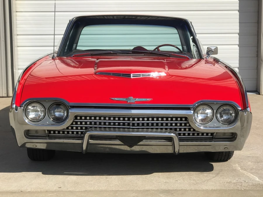 1962 Ford Thunderbird 3rd Gen - Image 2 of 3