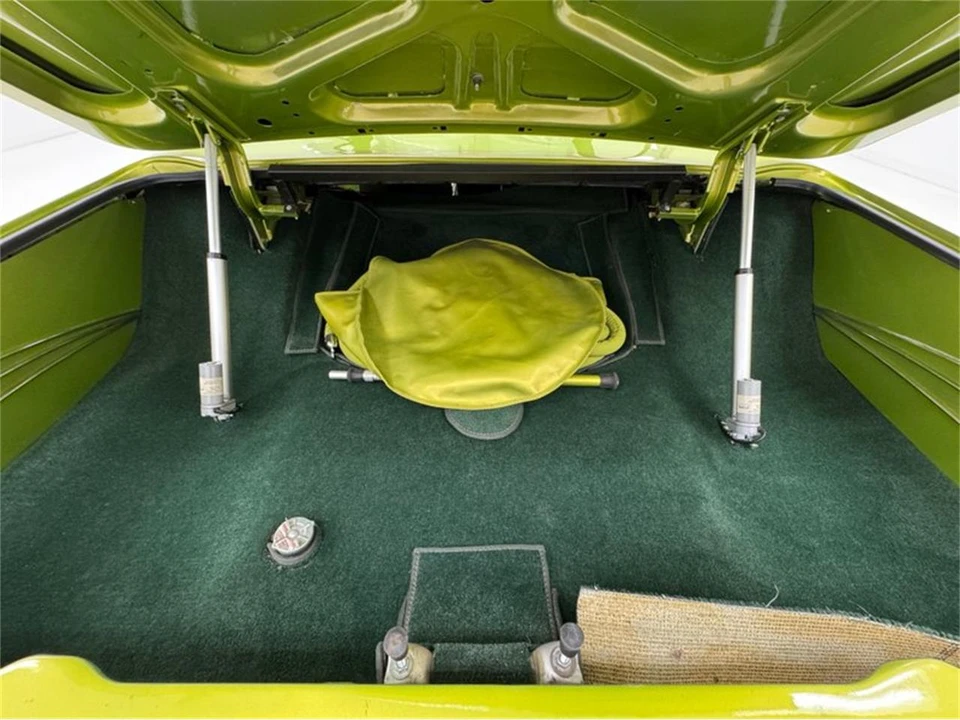 1962 Ford Thunderbird 3rd Gen - Image 24 of 31