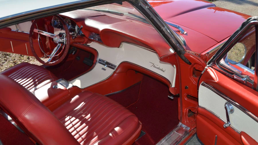 1962 Ford Thunderbird 3rd Gen - Image 5 of 6