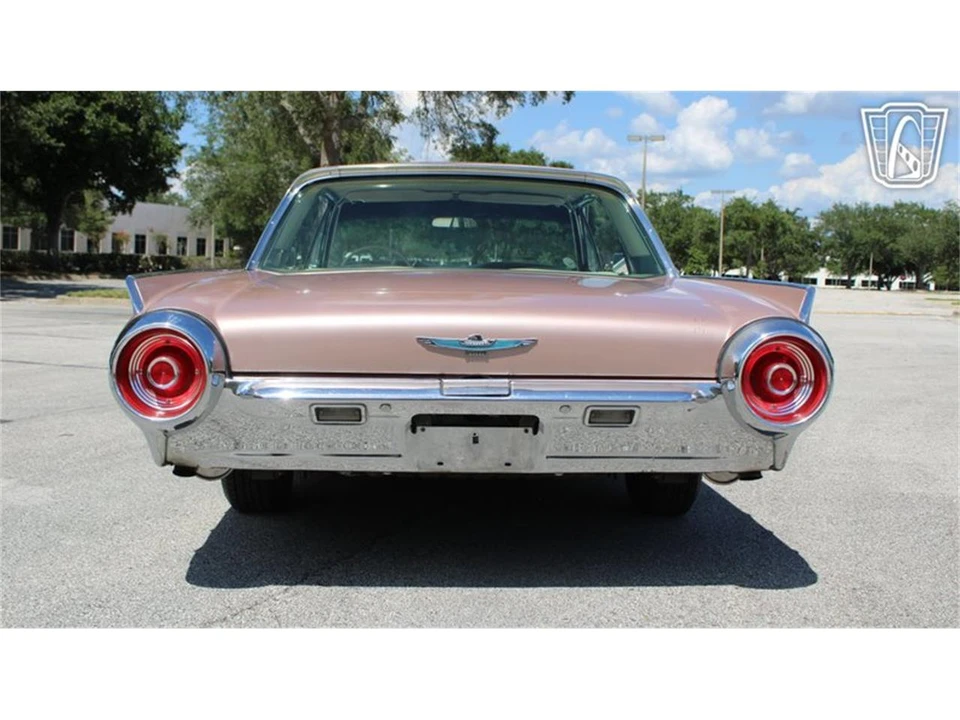 1962 Ford Thunderbird 3rd Gen - Image 22 of 31