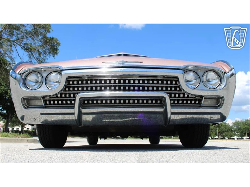 1962 Ford Thunderbird 3rd Gen - Image 15 of 31