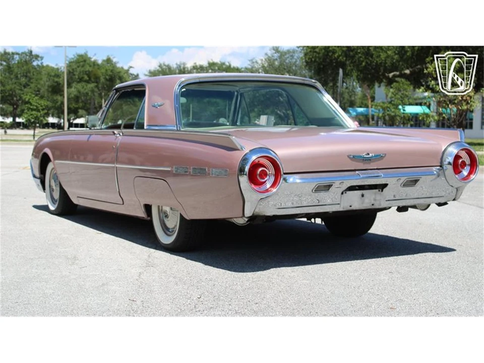 1962 Ford Thunderbird 3rd Gen - Image 7 of 31
