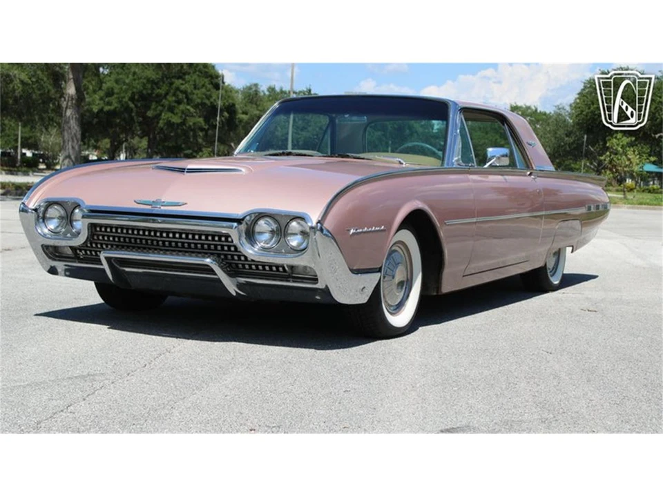 1962 Ford Thunderbird 3rd Gen - Image 4 of 31