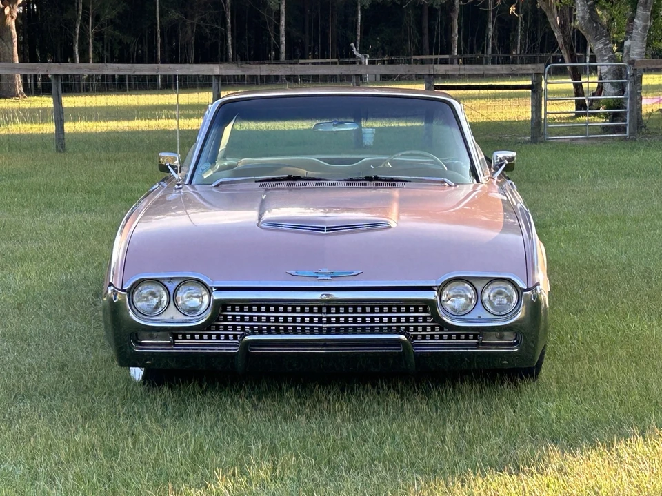 1962 Ford Thunderbird 3rd Gen - Image 5 of 12