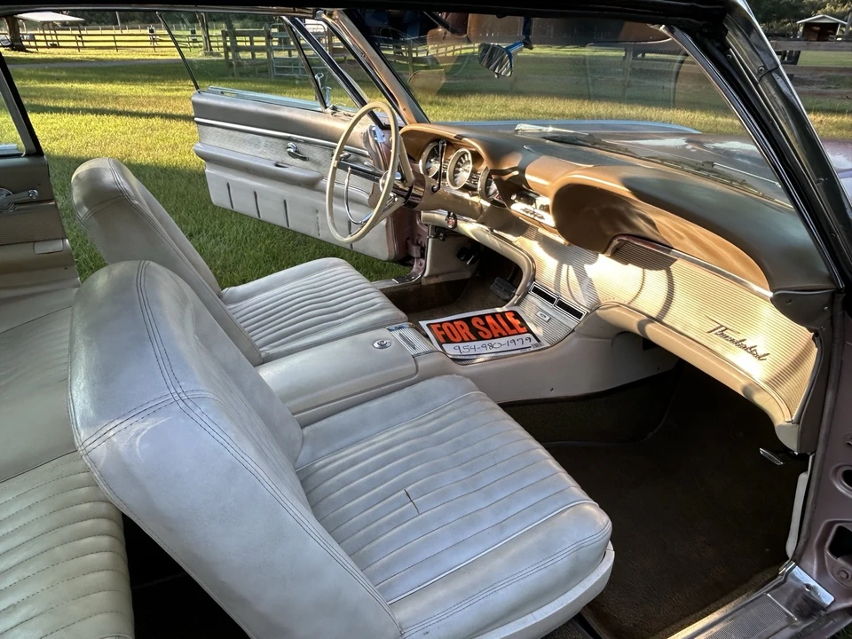 1962 Ford Thunderbird 3rd Gen - Image 9 of 12