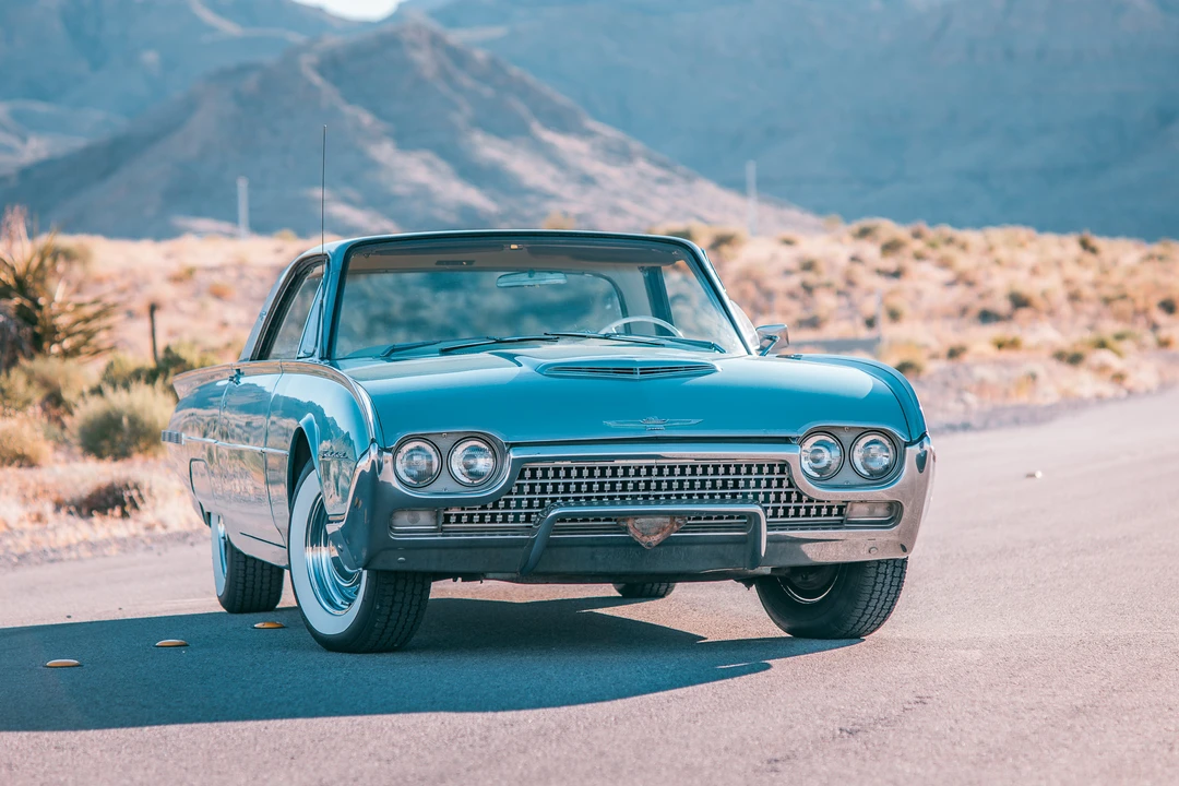 1962 Ford Thunderbird 3rd Gen - Image 2 of 31