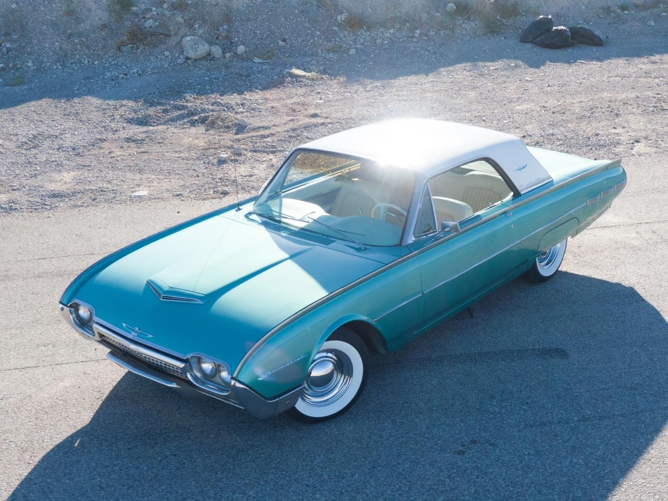 1962 Ford Thunderbird 3rd Gen - Image 18 of 31