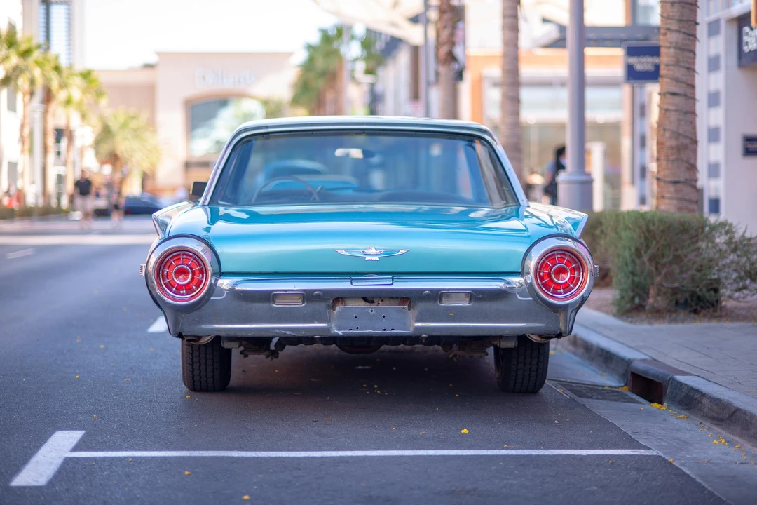 1962 Ford Thunderbird 3rd Gen - Image 7 of 31