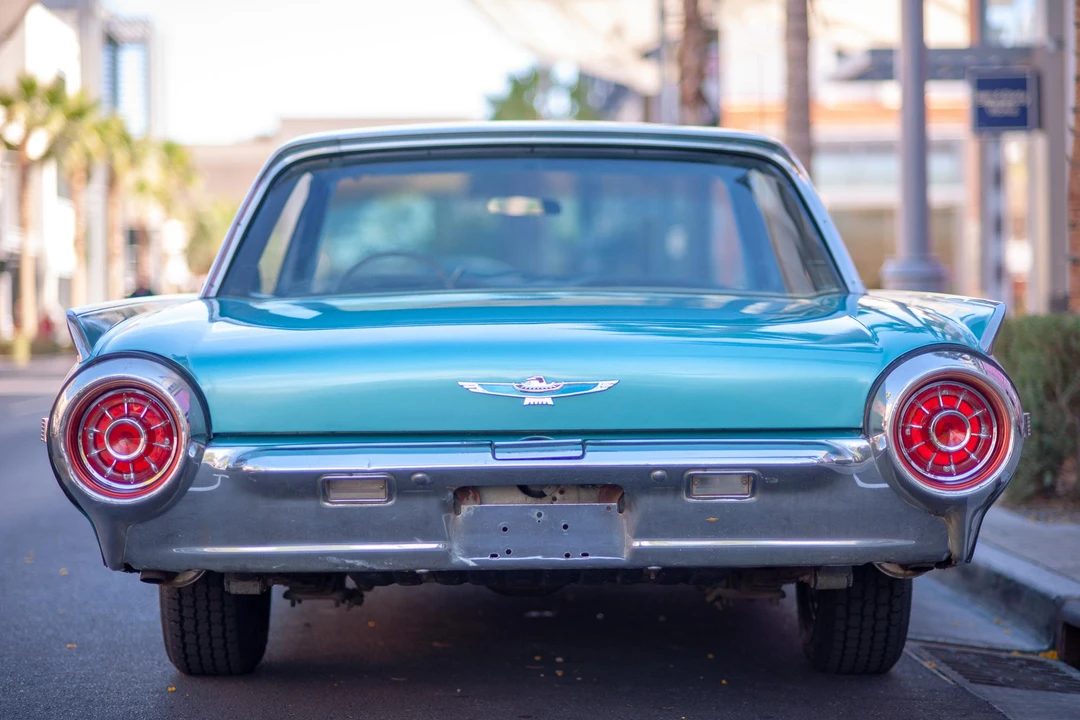 1962 Ford Thunderbird 3rd Gen - Image 8 of 31