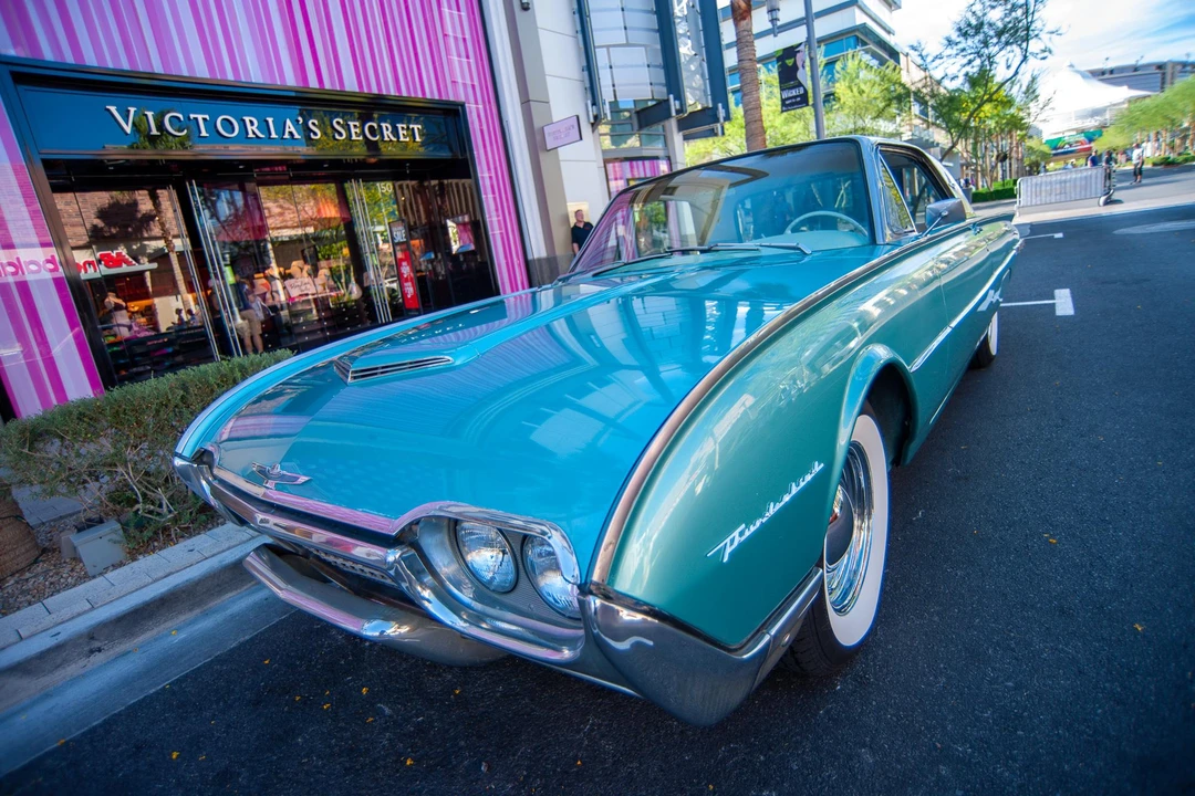 1962 Ford Thunderbird 3rd Gen - Image 23 of 31