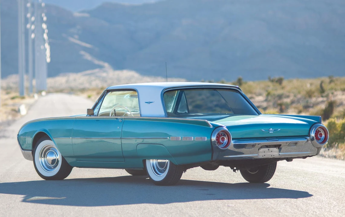 1962 Ford Thunderbird 3rd Gen - Image 13 of 31