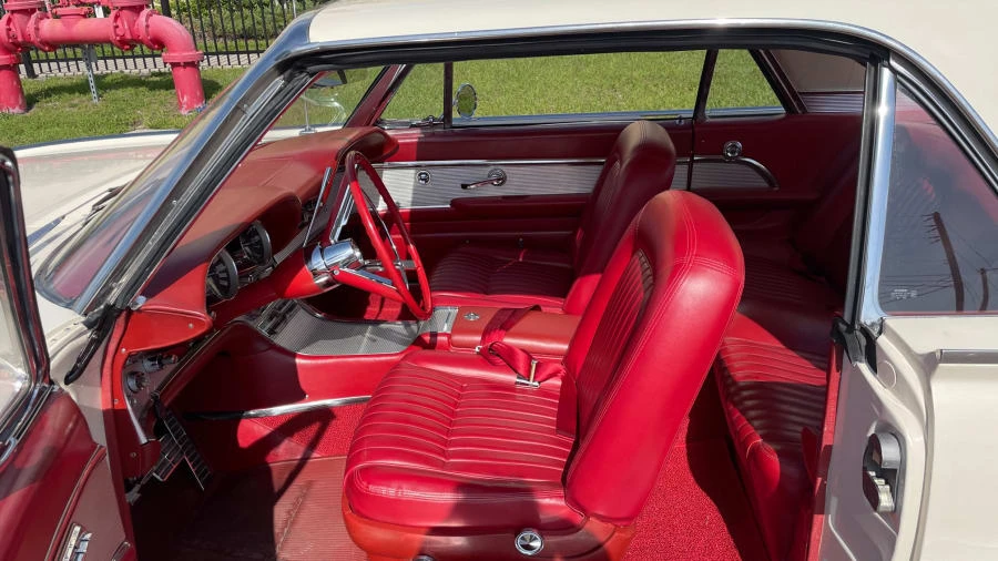 1962 Ford Thunderbird 3rd Gen - Image 5 of 9