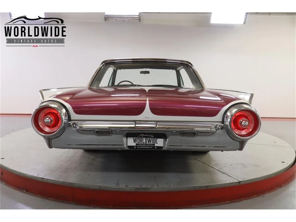 1962 Ford Thunderbird 3rd Gen - Image 17 of 31