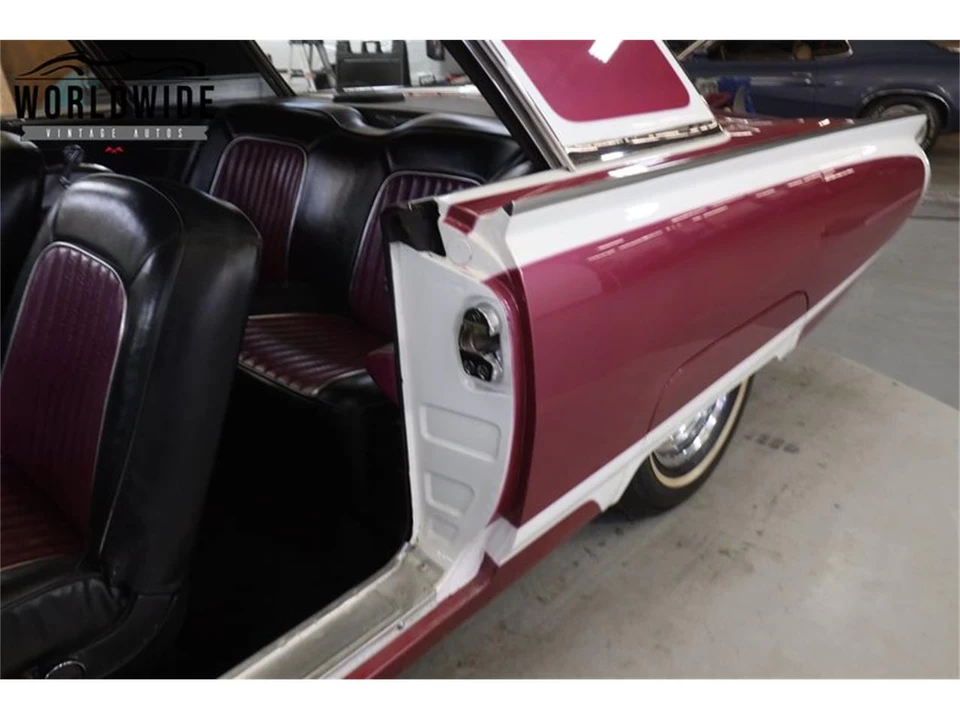 1962 Ford Thunderbird 3rd Gen - Image 23 of 31