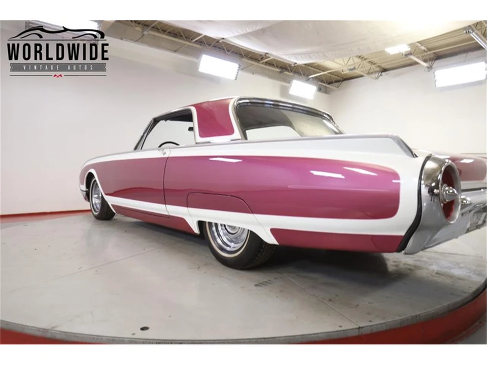 1962 Ford Thunderbird 3rd Gen - Image 19 of 31
