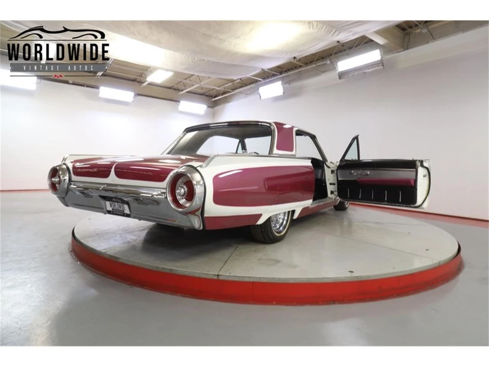 1962 Ford Thunderbird 3rd Gen - Image 27 of 31