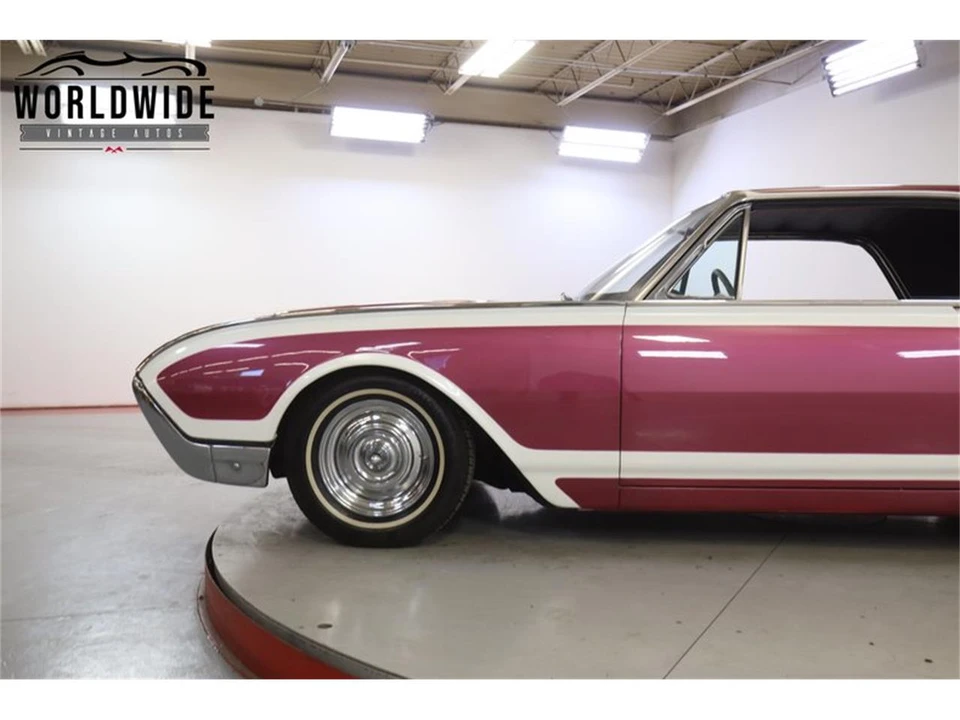 1962 Ford Thunderbird 3rd Gen - Image 7 of 31