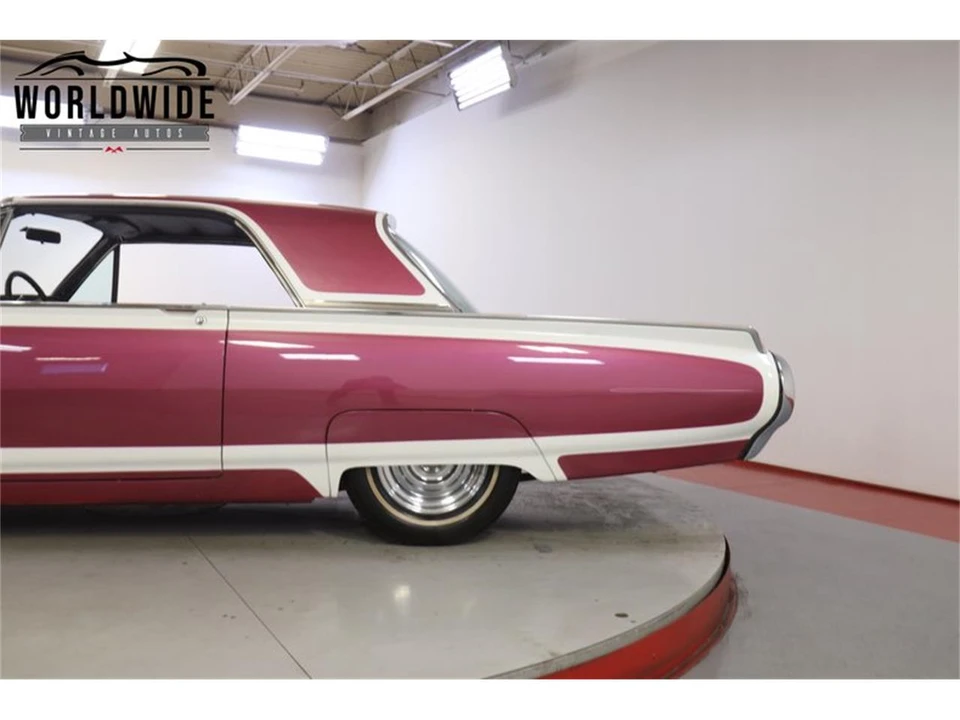 1962 Ford Thunderbird 3rd Gen - Image 10 of 31