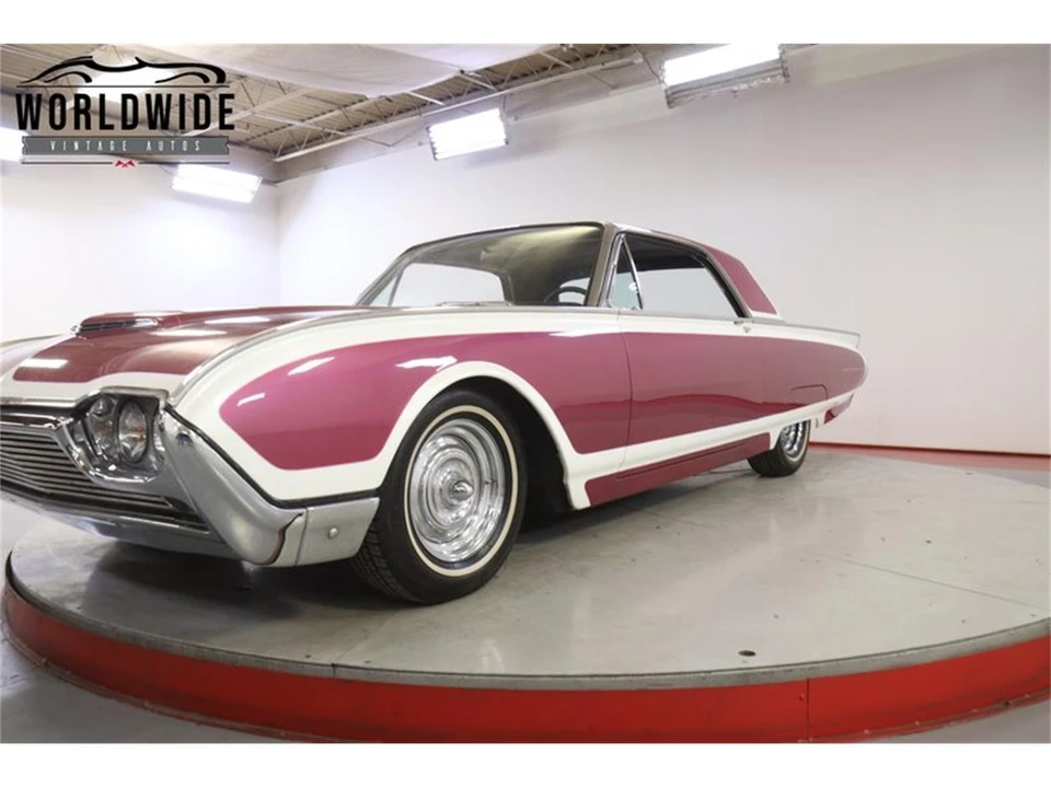 1962 Ford Thunderbird 3rd Gen - Image 12 of 31