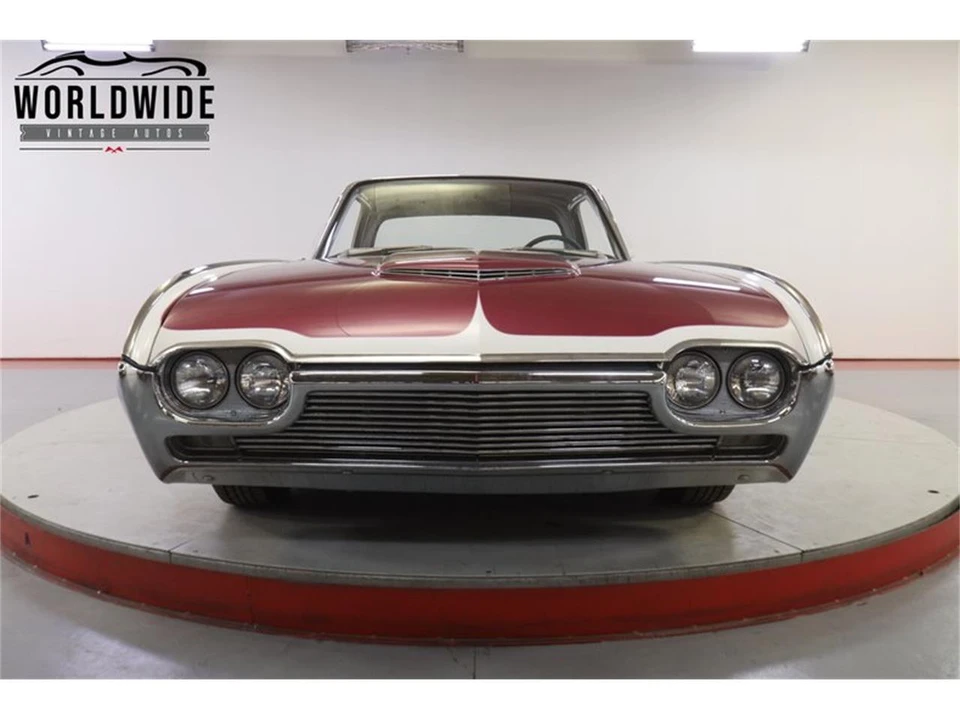 1962 Ford Thunderbird 3rd Gen - Image 14 of 31