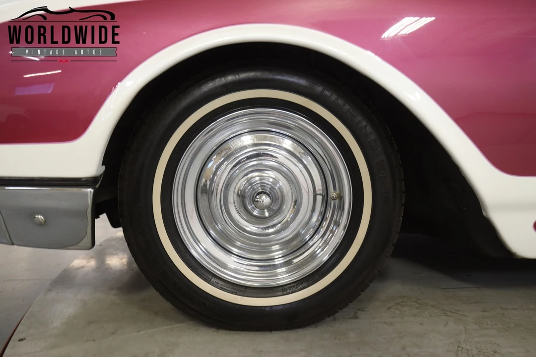1962 Ford Thunderbird 3rd Gen - Image 11 of 12