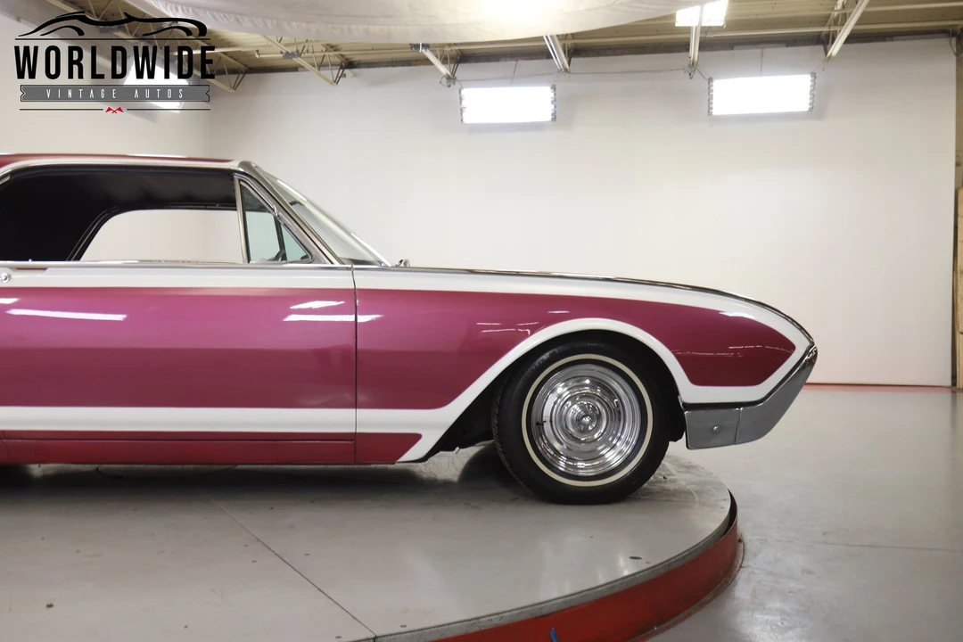 1962 Ford Thunderbird 3rd Gen - Image 8 of 12