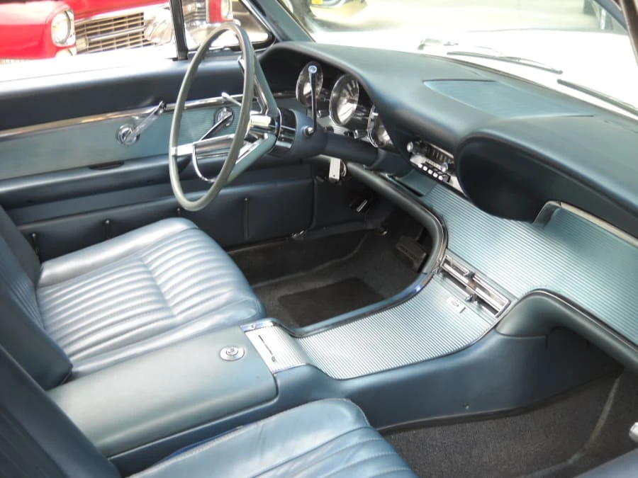 1962 Ford Thunderbird 3rd Gen - Image 2 of 5