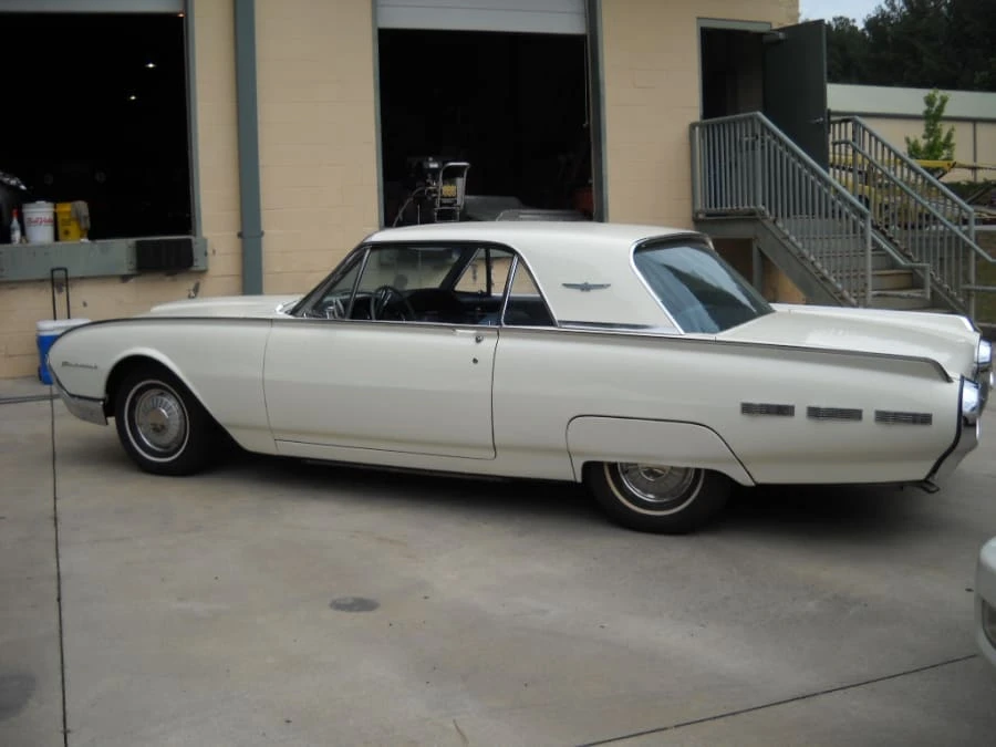 1962 Ford Thunderbird 3rd Gen - Image 5 of 5