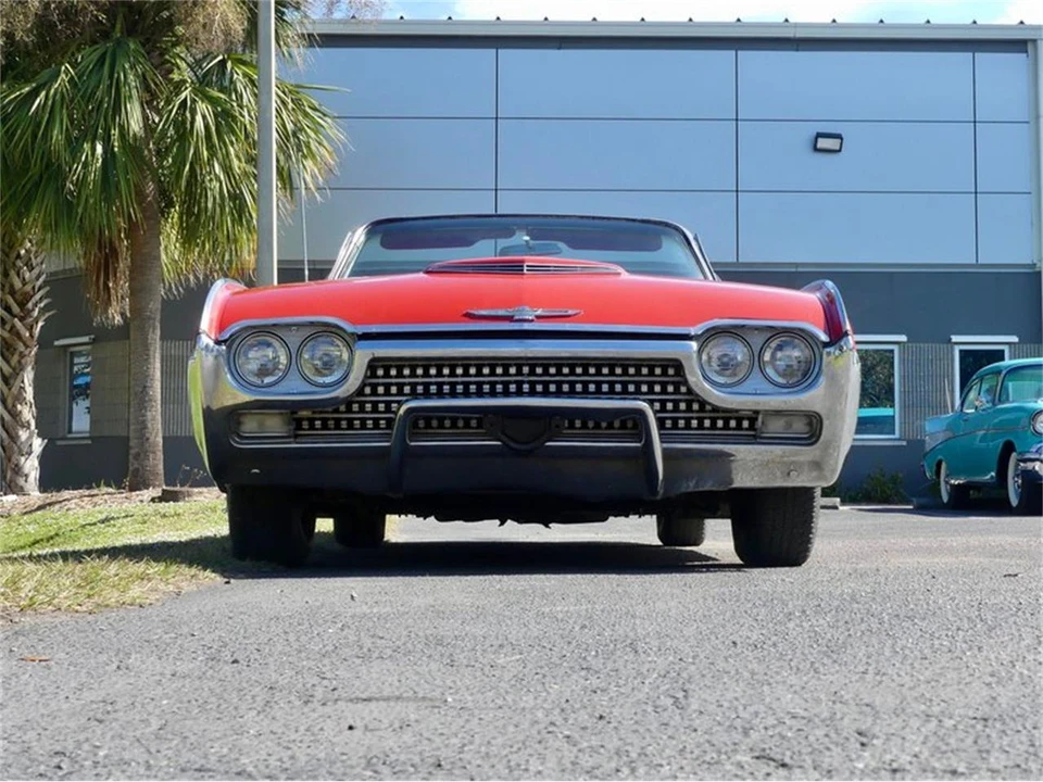 1962 Ford Thunderbird 3rd Gen - Image 28 of 31