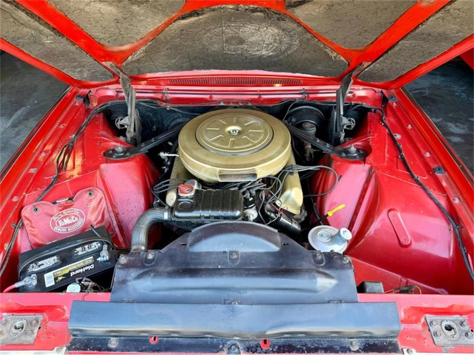 1962 Ford Thunderbird 3rd Gen - Image 8 of 31
