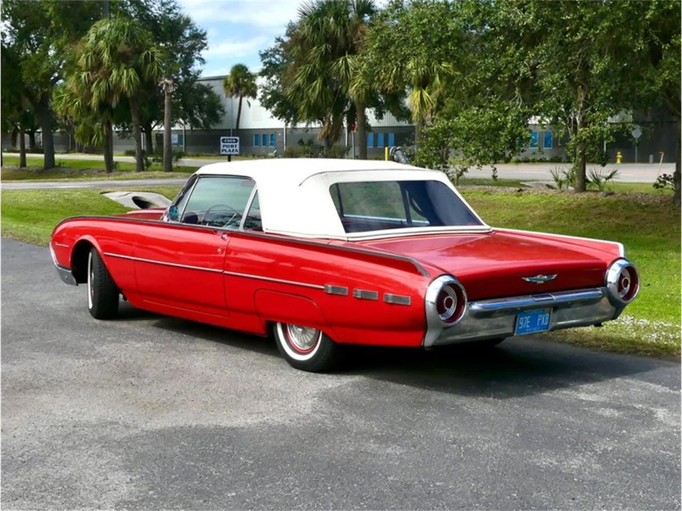 1962 Ford Thunderbird 3rd Gen - Image 18 of 31