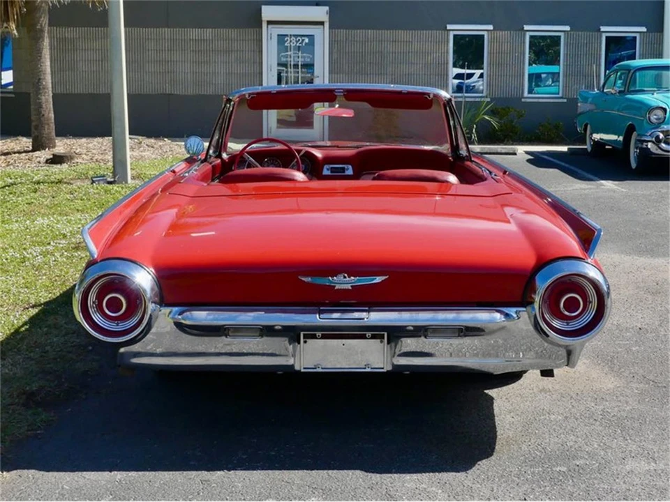1962 Ford Thunderbird 3rd Gen - Image 21 of 31