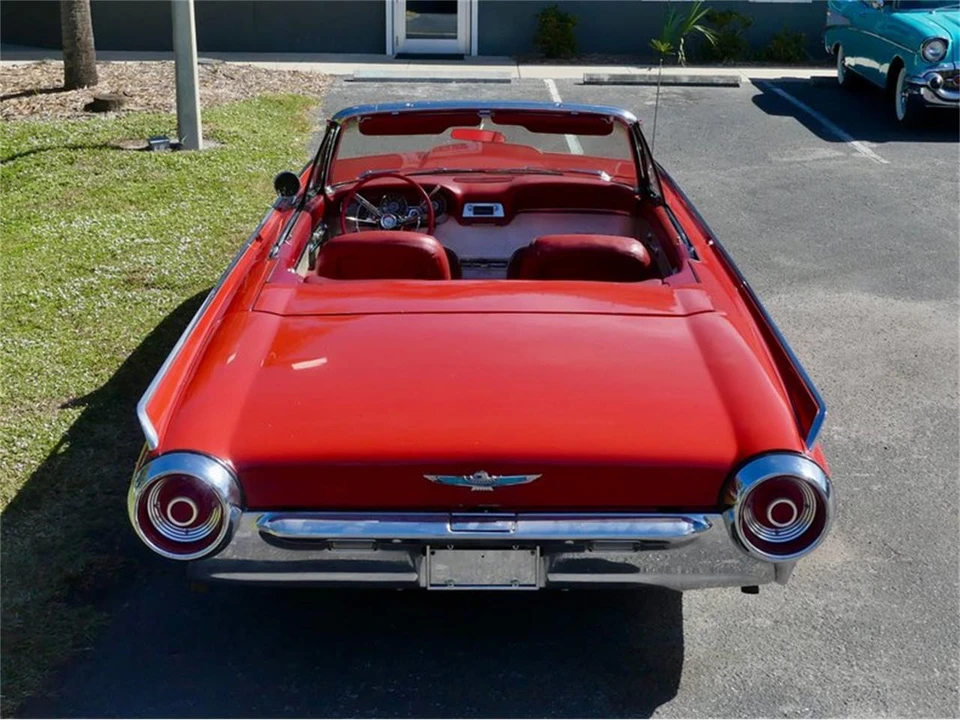 1962 Ford Thunderbird 3rd Gen - Image 22 of 31