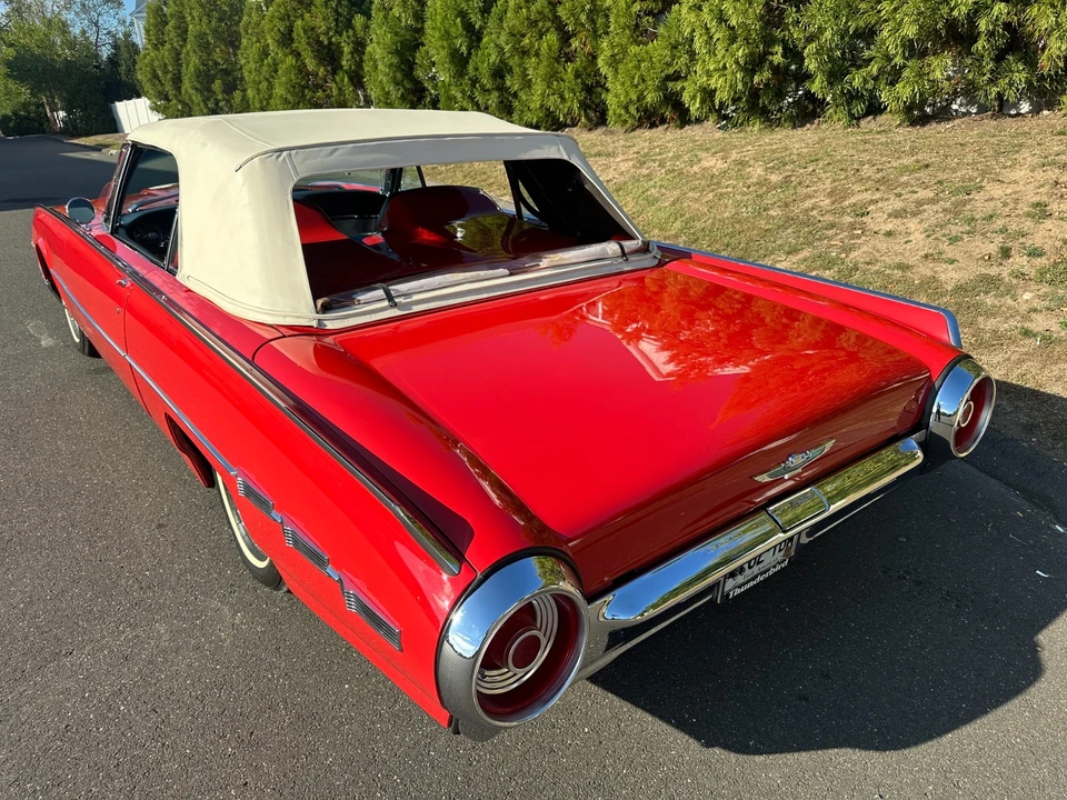 1962 Ford Thunderbird 3rd Gen - Image 7 of 21